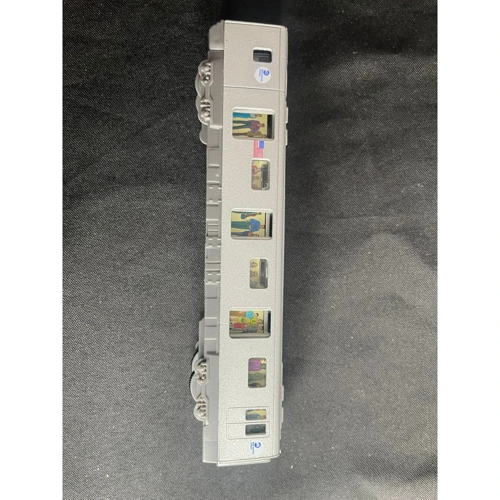Daron MTA New York City Subway Pull Back Toy Train Car Silver NYC Transit 6636
